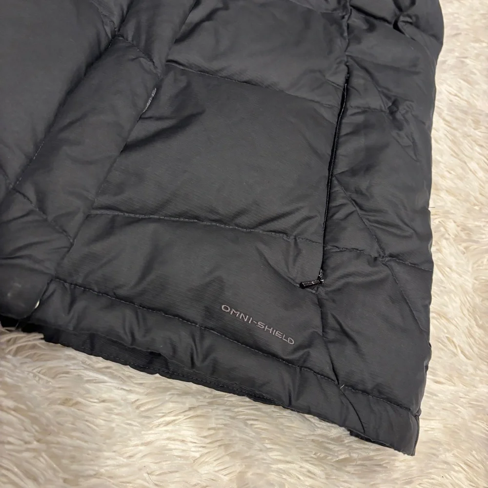 Columbia Black Omni Shield Down Puffer Vest Size S - Picture 4 of 11